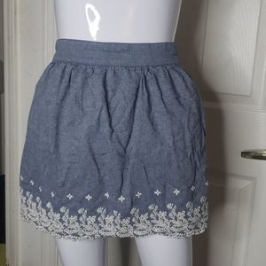 🤯3/$12 Forever 21 Denim Embroidered Skirt Small